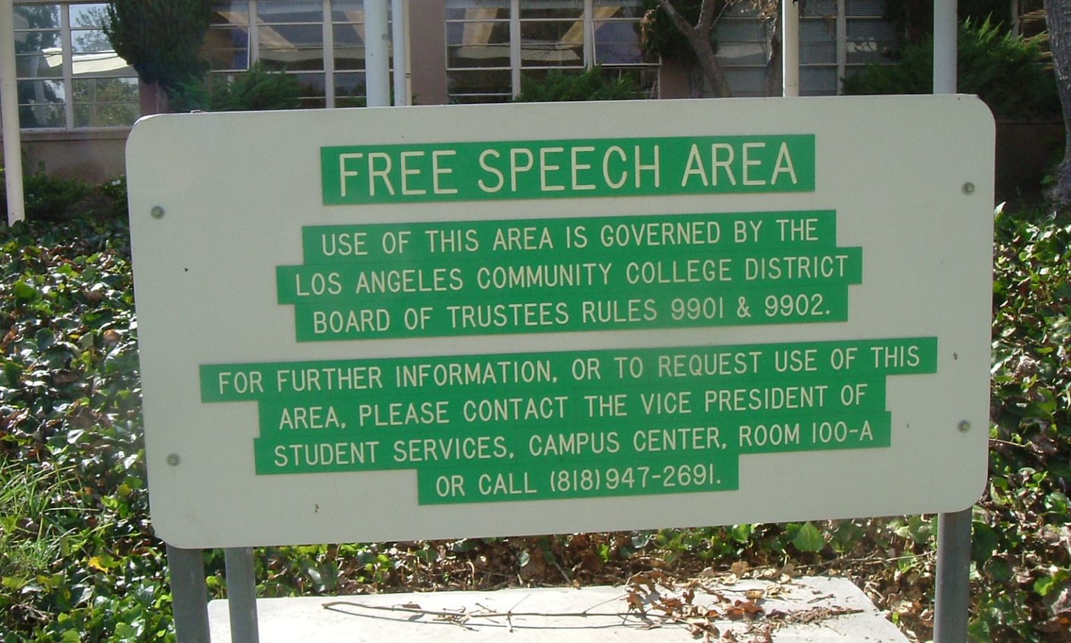 10 Signs that a College Doesn't Encourage Free Speech