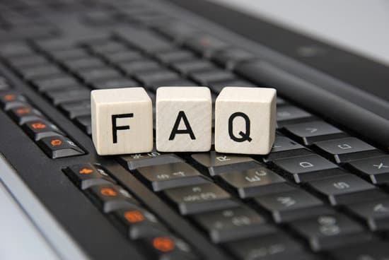 FAQ Frequently askes questions with keyboard illustration